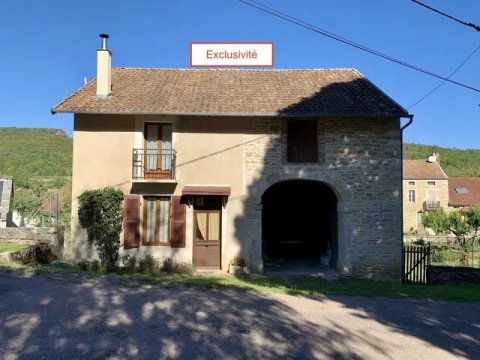 Charmante maison en pierre avec un beau terrain, au calme, Dijon, ARYA Immobilier