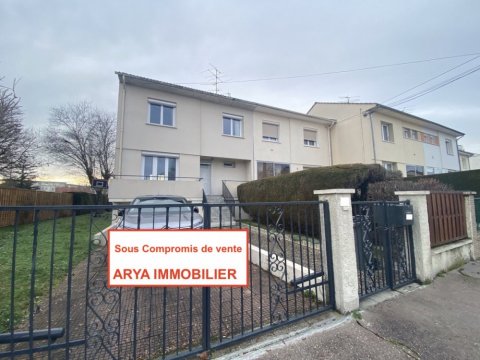 Maison au calme située quartier Charmette, 4 chambres, sous-complet avec garage et jardin., Dijon, ARYA Immobilier