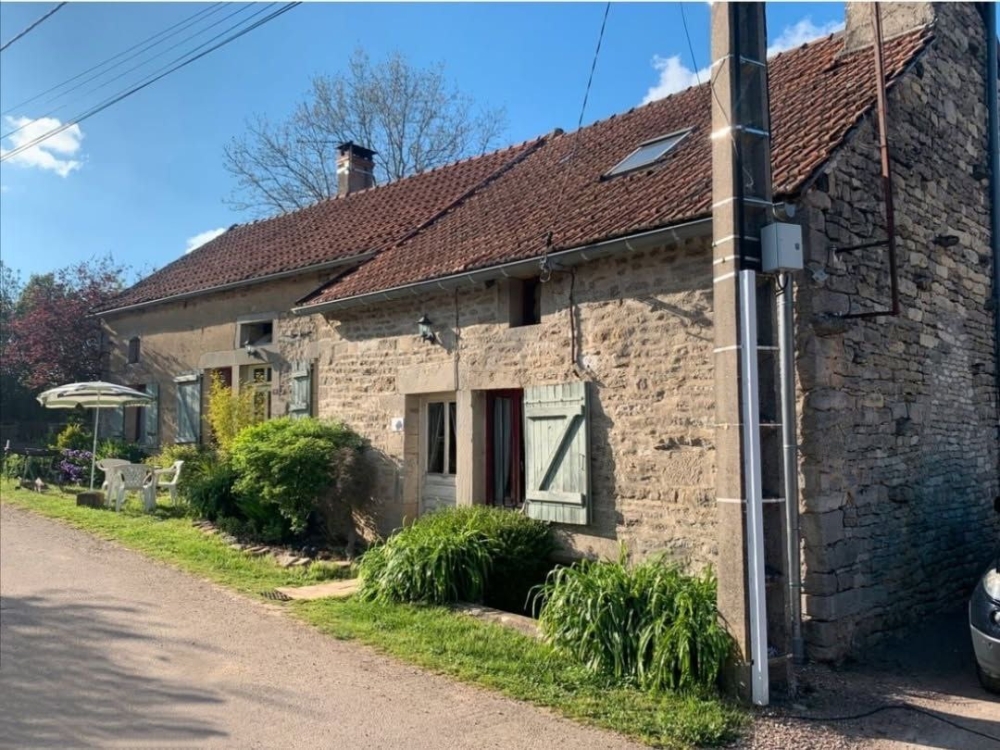 Authentique maison de village à Civry en montagne , Dijon, ARYA Immobilier
