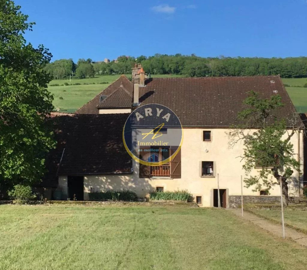 Maison de caractère avec grand terrain, dépendances et vue dégagée – Turcey, ARYA IMMOBILIER, estimation gratuite sous 48 h