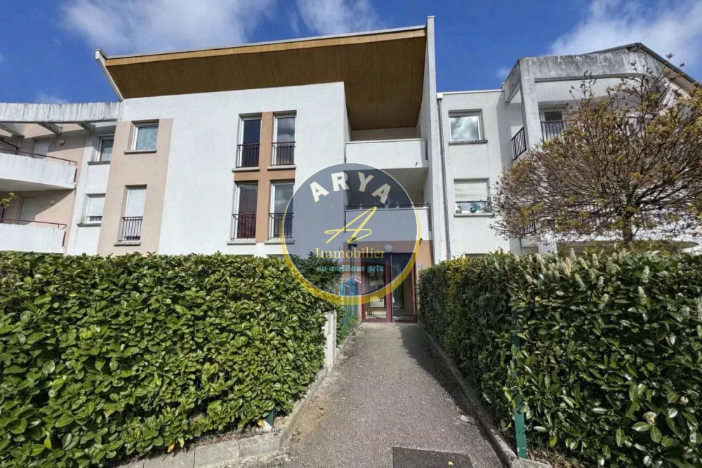 T1 bis avec jardin privatif, terrasse, parking et cave – Résidence récente (2011), Dijon, ARYA Immobilier