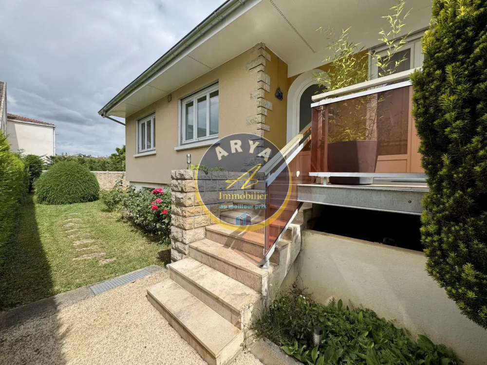 Maison de plain-pied avec jardin et sous-sol complet – Fontaine-lès-Dijon – Proche Dijon centre, ARYA Immobilier, estimation gratuite sous 48h