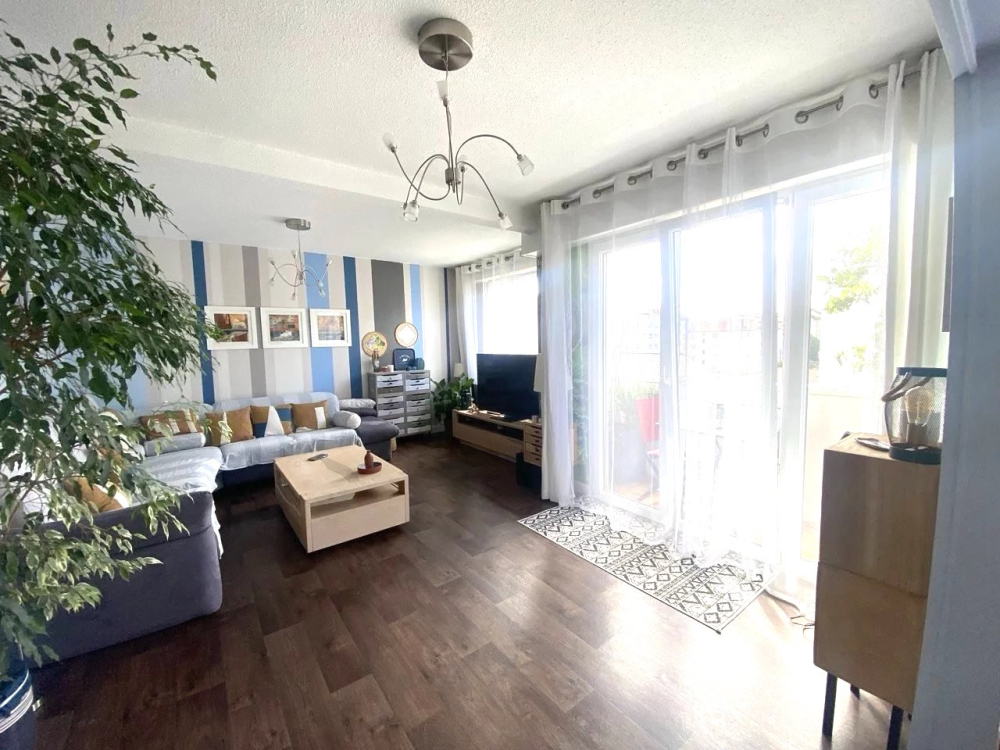 T4/T5 lumineux avec garage et cave – Idéalement situé proche Toison d'Or, ARYA Immobilier, Estimation gratuite sous 48h