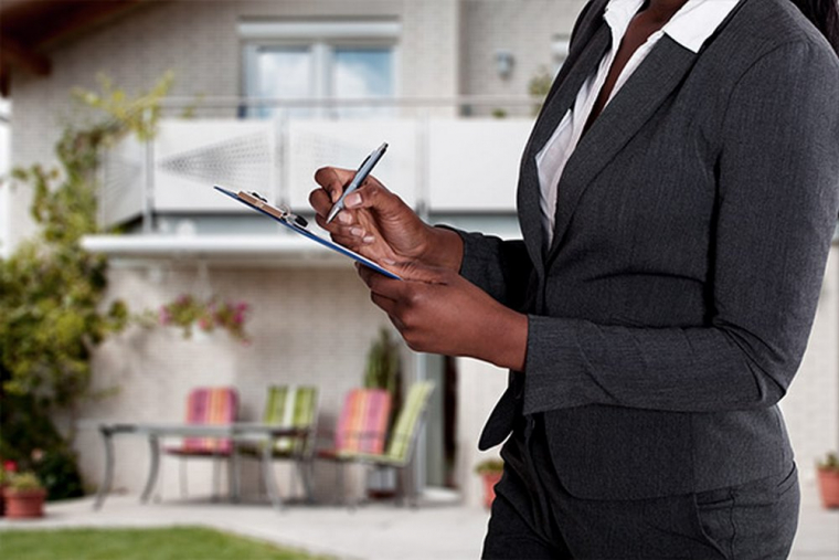 Professionnel pour réaliser une estimation du prix d’une maison avant la vente à Dijon, Dijon, ARYA Immobilier