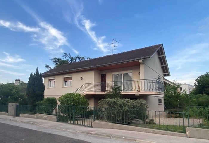 RECEMMENT VENDUE: Maison au calme, terrasse, jardin, garage avec T2 indépendant en rdj à FONTAINE-LES-DIJON, Dijon, ARYA Immobilier