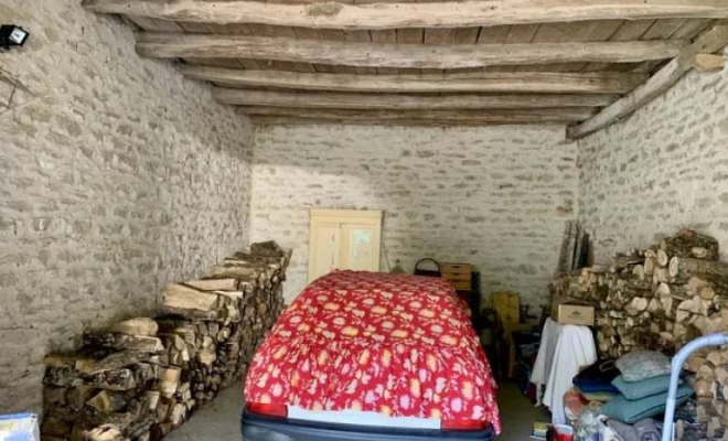 Charmante maison en pierre avec un beau terrain, au calme, Dijon, ARYA Immobilier