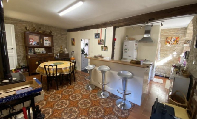 Belle maison en pierre 90 m2, au calme, avec belle terrasse et terrain loisir, Plombières-Lès-Dijon, Dijon, ARYA Immobilier