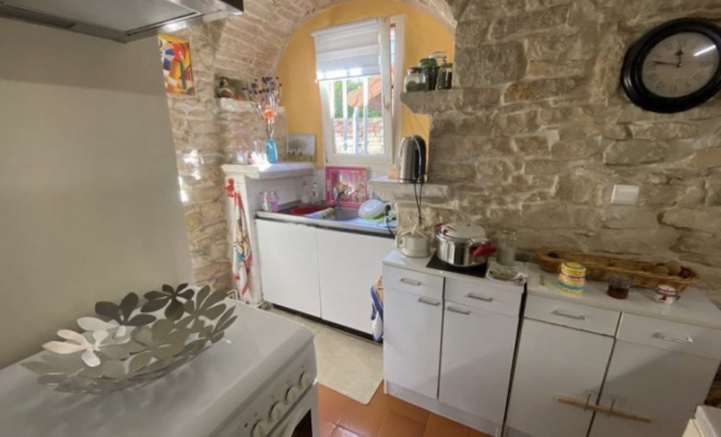 Belle maison en pierre 90 m2, au calme, avec belle terrasse et terrain loisir, Plombières-Lès-Dijon, Dijon, ARYA Immobilier