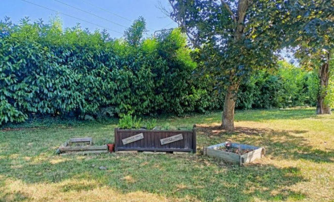 Bel appartement T3 avec balcon, cave, grenier, dans une résidence calme et sécurisée à LONGVIC, Dijon, ARYA Immobilier