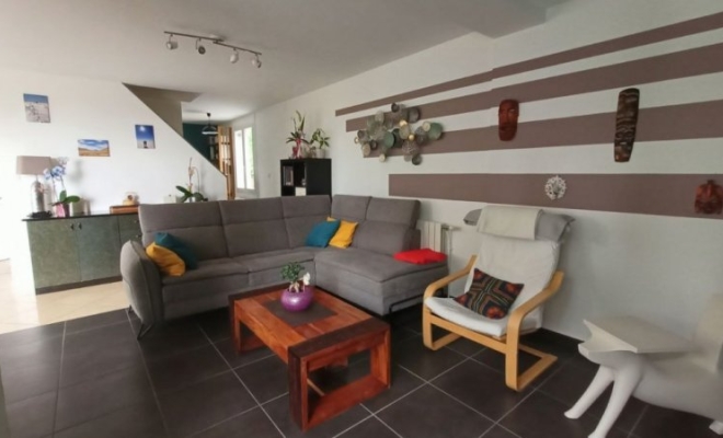 Très belle maison récemment rénovée, beau terrain, vue panoramique sur Dijon, Dijon, ARYA Immobilier
