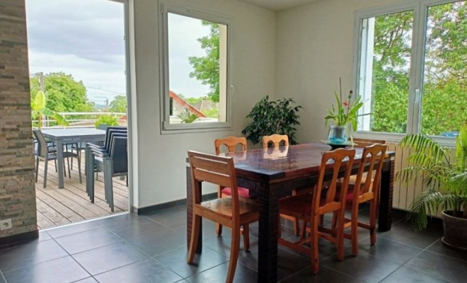 Très belle maison récemment rénovée, beau terrain, vue panoramique sur Dijon, Dijon, ARYA Immobilier