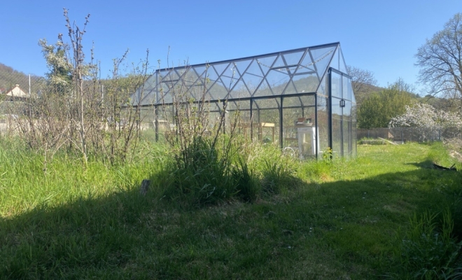 Belle maison 163 m2 en pierre alliant charme et modernité, quatre chambres, grand garage, beau terrain clos de 930m2, à Lantenay, ARYA IMMOBILIER, estimation gratuite sous 48h