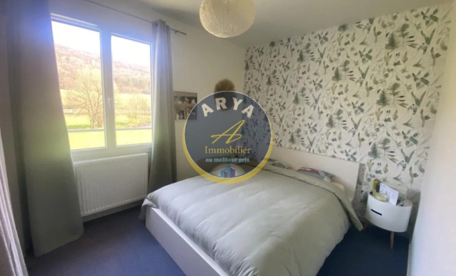 Belle maison de plain-pied, rénovée à neuve, trois chambres, belle vue, sous-sol complet, ARYA Immobilier, estimation gratuite sous 48 h