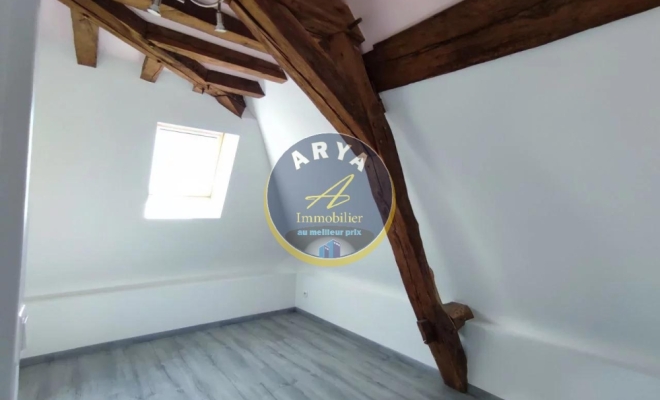 Grande maison du XVIII ème entièrement rénovée, ARYA Immobilier, estimation gratuite sous 48 h 