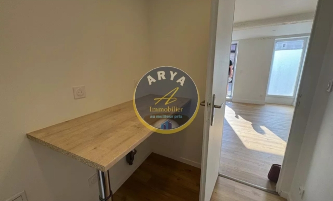 Charmante maison de village rénovée avec goût , en parfait état, trois chambres à Fleurey-sur-Ouche, ARYA IMMOBILIER, estimation gratuite sous 48h