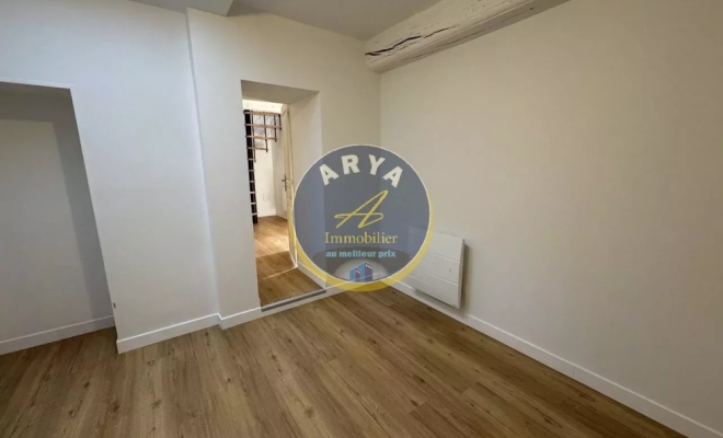 Charmante maison de village rénovée avec goût , en parfait état, trois chambres à Fleurey-sur-Ouche, ARYA IMMOBILIER, estimation gratuite sous 48h