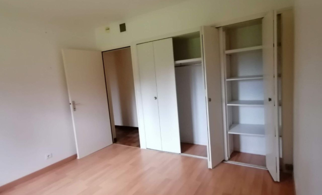 Pavillon Plain-pied 98 m2, 4 chambres, garage, beau terrain de 1948 m2, Dijon, ARYA Immobilier