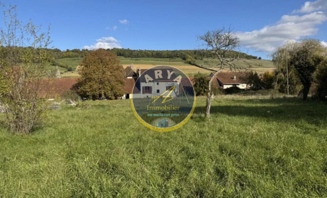 Maison de caractère avec grand terrain, dépendances et vue dégagée – Turcey, ARYA IMMOBILIER, estimation gratuite sous 48 h