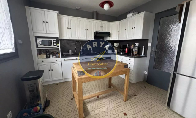 Maison 3 chambres avec terrasse, jardin et grand sous-sol complet - Fleurey-Sur-Ouche, ARYA immobilier estimation gratuite sous 48h