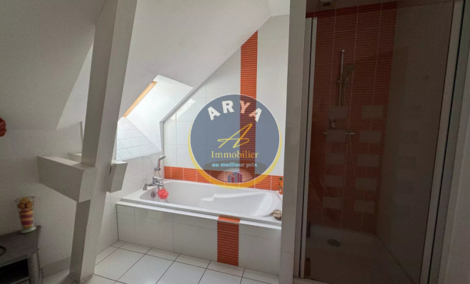 Maison lumineuse avec vue panoramique à URCY, ARYA immobilier estimation gratuite sous 48h