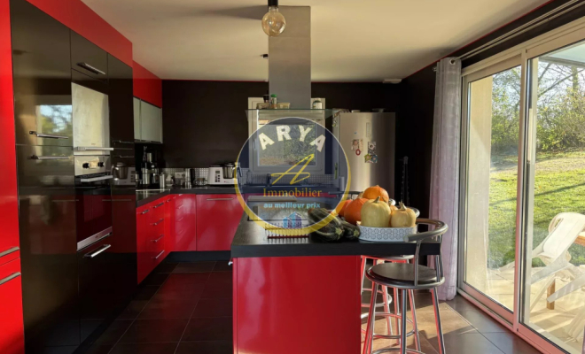 Maison lumineuse avec vue panoramique à URCY, ARYA immobilier estimation gratuite sous 48h