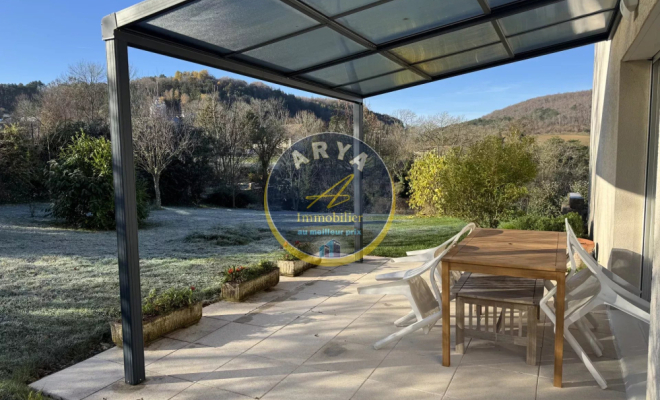 Maison lumineuse avec vue panoramique à URCY, ARYA immobilier estimation gratuite sous 48h