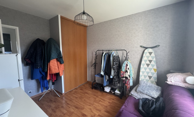 Maison de plain pied comprenant 3 chambres, terrasse, jardin et double garage – Blaisy-Bas, ARYA Immobilier estimation gratuite sous 48h 