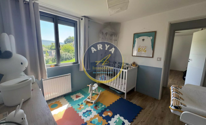 Belle maison en pierre de 203 m2 avec vue dégagée et sans vis-à-vis, 6 chambres, 1200 m² de terrain à Fleurey-Sur-Ouche, ARYA IMMOBILIER, estimation gratuite sous 48 h