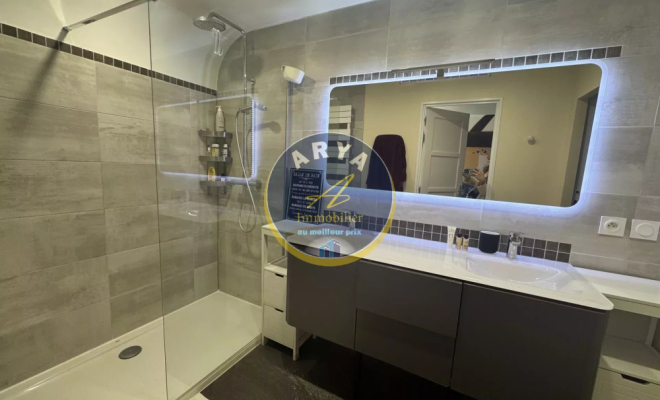 Belle maison en pierre de 203 m2 avec vue dégagée et sans vis-à-vis, 6 chambres, 1200 m² de terrain à Fleurey-Sur-Ouche, ARYA IMMOBILIER, estimation gratuite sous 48 h