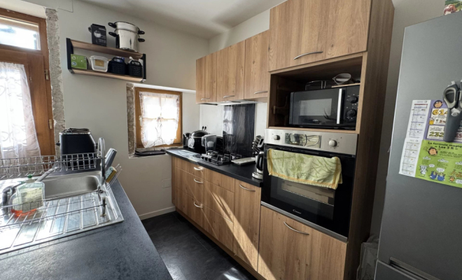 Maison en pierre – 2 chambres – jardin – garage – dépendances – proche Dijon – gare TER, ARYA Immobilier, estimation gratuite sous 48H