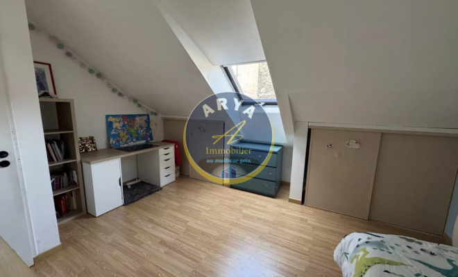 Maison en pierre de caractère avec jardin et garage Mâlain - Proche DIJON, Dijon, ARYA Immobilier