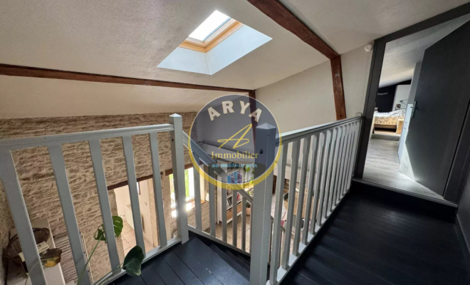 Maison en pierre de caractère avec jardin et garage Mâlain - Proche DIJON, Dijon, ARYA Immobilier