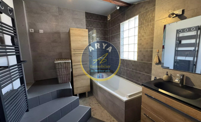 Maison en pierre de caractère avec jardin et garage Mâlain - Proche DIJON, Dijon, ARYA Immobilier