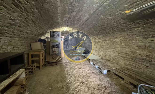 Maison en pierre de caractère avec jardin et garage Mâlain - Proche DIJON, Dijon, ARYA Immobilier