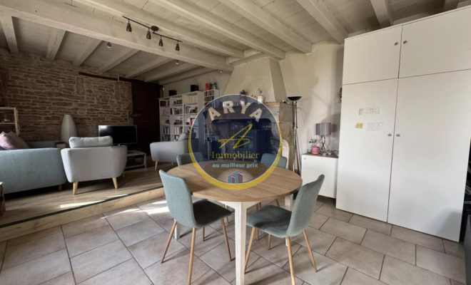 Maison en pierre de caractère avec jardin et garage Mâlain - Proche DIJON, Dijon, ARYA Immobilier