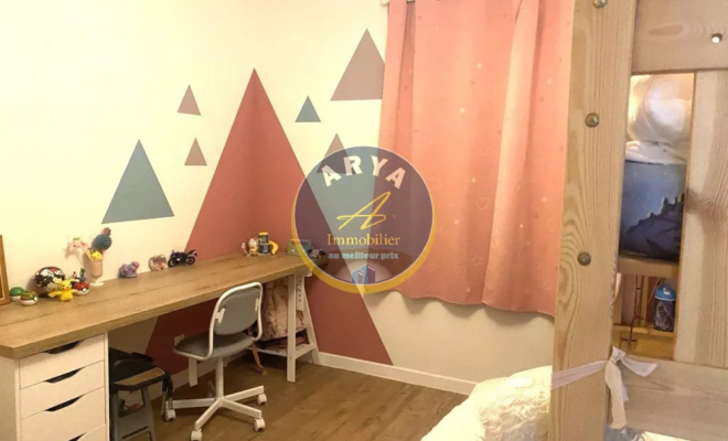 Belle maison de plain-pied sur sous-sol complet, grande véranda, belle vue sans vis-à-vis, Saint-Victor- Sur-Ouche