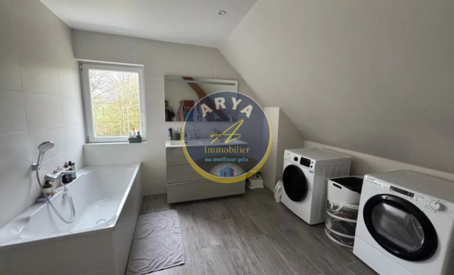 Maison familiale 5 chambres – Vue dégagée – Véranda – Sous-sol complet – Terrain 1782 m² – Gergueil, Dijon, ARYA Immobilier