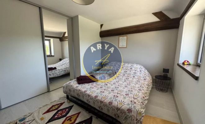 Belle maison en pierre de 203 m2 avec vue dégagée et sans vis-à-vis, 6 chambres, 1200 m² de terrain à Fleurey-Sur-Ouche, ARYA IMMOBILIER, estimation gratuite sous 48 h