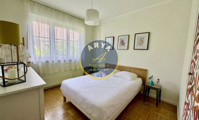 Maison de plain-pied avec jardin et sous-sol complet – Fontaine-lès-Dijon – Proche Dijon centre, ARYA Immobilier, estimation gratuite sous 48h