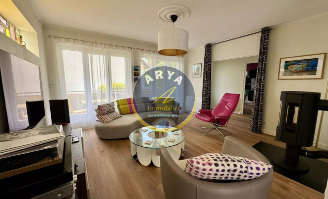 Maison de plain-pied avec jardin et sous-sol complet – Fontaine-lès-Dijon – Proche Dijon centre, ARYA Immobilier, estimation gratuite sous 48h
