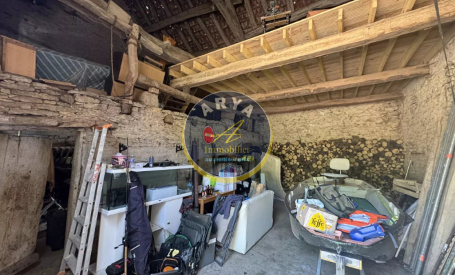 Maison de caractère avec dépendances et vue imprenable – Proche Dijon et Sombernon, ARYA Immobilier, estimation gratuite sous 48h