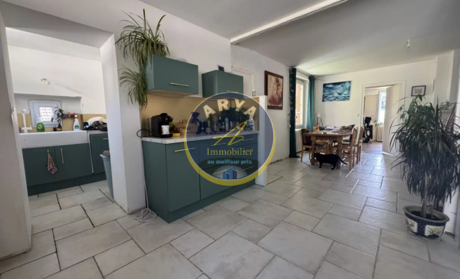 Maison de caractère avec dépendances et vue imprenable – Proche Dijon et Sombernon, ARYA Immobilier, estimation gratuite sous 48h