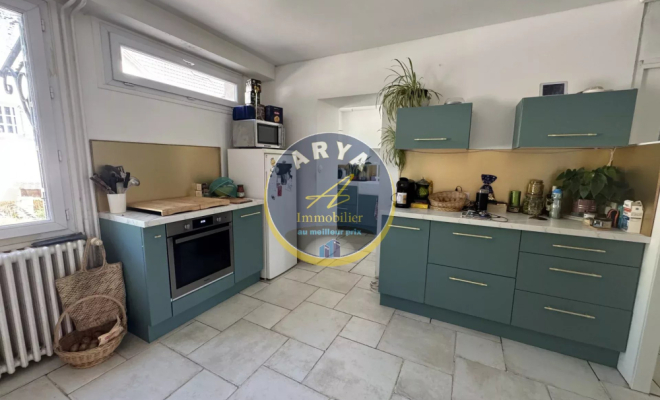Maison de caractère avec dépendances et vue imprenable – Proche Dijon et Sombernon, ARYA Immobilier, estimation gratuite sous 48h
