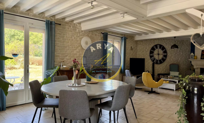 Belle propriété familiale avec piscine, sous-sol complet et vaste terrain arboré, ARYA Immobilier, estimation gratuite sous 48h