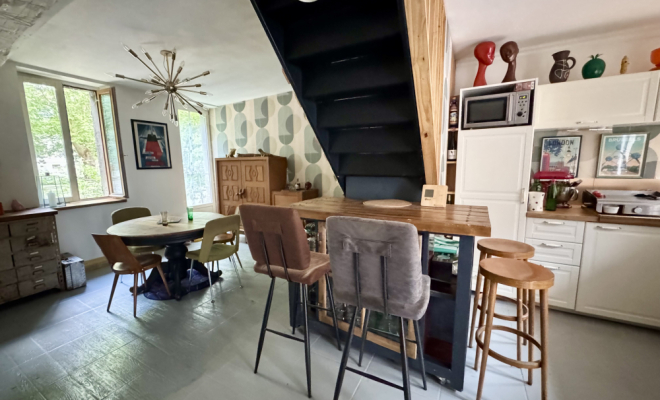 Maison cocon en pierre avec jardin, studio indépendant et vue sur l'Ouche – Dijon Centre, Dijon, ARYA Immobilier