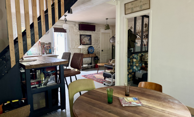Maison cocon en pierre avec jardin, studio indépendant et vue sur l'Ouche – Dijon Centre, Dijon, ARYA Immobilier