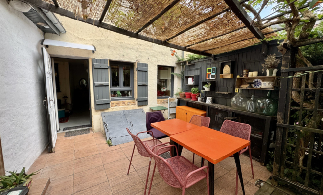 Maison cocon en pierre avec jardin, studio indépendant et vue sur l'Ouche – Dijon Centre, Dijon, ARYA Immobilier