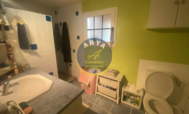 Charmante maison en pierre avec jardin et terrasse sans vis-à-vis — Ancey, ARYA Immobilier, estimation gratuite sous 48h