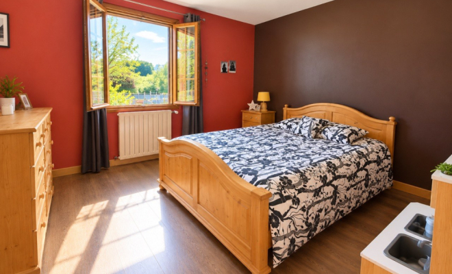 Belle maison de plain-pied  avec trois chambres, grande terrasse sans vis à vis, avec piscine et sous-sol complet, Fleurey-sur-Ouche, ARYA Immobilier, estimation gratuite sous 48h