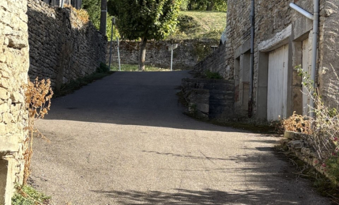 Maison de village en pierre entièrement rénovée, Dijon, ARYA Immobilier